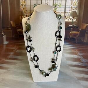 0070 Premier Designs Emerald Isle Mixed Media Beaded Station Necklace EUC